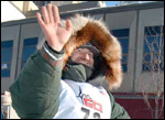 Frank waves to fans before the race starts in Anchorage. Frank waves to fans before the race starts in Anchorage.